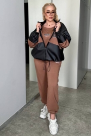 Костюм трійка Костюм трійка