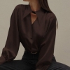 Блуза женская шелковая свободного кроя с длинным рукавом и воротником-чокером на пуговицах демисезонная  k-127976