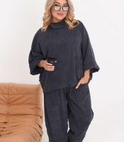 Костюм-двойка женский вельветовый оверсайз в стиле бохо со свободной туникой и брюками на резинке весенний