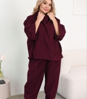 Костюм-двойка женский вельветовый оверсайз в стиле бохо со свободной туникой и брюками на резинке весенний