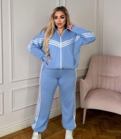 Спортивный костюм-двойка женский из двунитки оверсайз с кофтой на молнии и брюками с высокой посадкой демисезонный