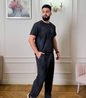 Костюм-двойка унисекс из рубчика с футболкой и брюками на резинке повседневный