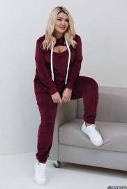 Спортивний костюм Спортивний костюм