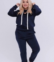 Спортивный костюм женский из велюра с худи и прямыми брюками демисезонный