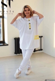 Спортивний костюм Спортивний костюм