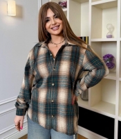 Рубашка унисекс из байки в клетку свободного кроя с воротником на пуговицах весенняя