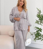 Костюм-двойка женский из шелка Армани с рубашкой на запах под пояс и широкими брюками весенний