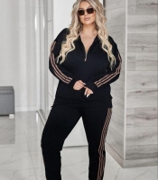 Спортивный костюм женский из двунитки с кофтой на молнии и зауженными брюками с лампасами демисезонный