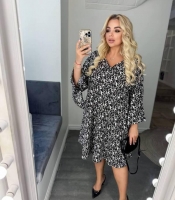 Платье-трапеция женское из софта с принтом свободного кроя миди весеннее