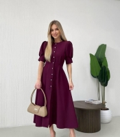 Платье-трапеция женское из костюмной ткани миди классическое с короткими рукавами весеннее