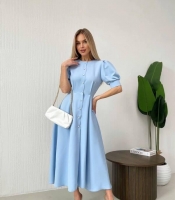 Платье-трапеция женское из костюмной ткани миди классическое с короткими рукавами весеннее