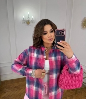 Рубашка женская в клетку из хлопка свободного кроя с длинными рукавами весенняя