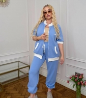 Спортивный костюм-двойка женский из лакосты с кофтой на молнии и прямыми брюками повседневный демисезонный