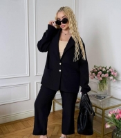 Костюм-двойка женский трикотажный оверсайз: жакет и прямые брюки весенний