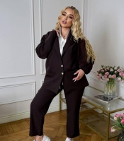 Костюм-двойка женский трикотажный оверсайз: жакет и прямые брюки весенний