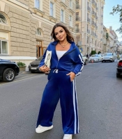 Спортивный костюм-двойка женский велюровый оверсайз: кофта на молнии и брюки палаццо демисезонный