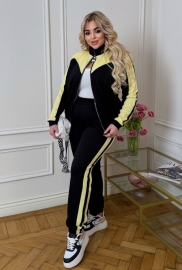 Спортивний костюм