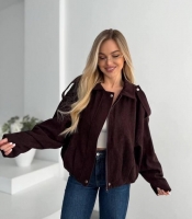 Бомбер женский из вельвета на подкладке оверсайз короткий весенний