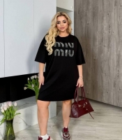 Платье-футболка женское из кулира со стразами оверсайз повседневное весеннее