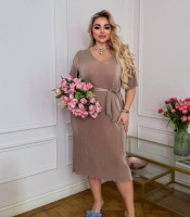 Платье миди женское из плиссе с поясом расклешенное весеннее