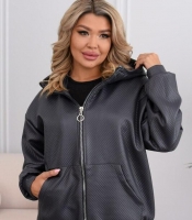 Куртка-бомбер женская демисезонная из экокожи на трикотаже с капюшоном и карманами весенняя