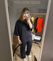 Прогулочный костюм женский из двунитки двойка с кофтой и брюками свободного кроя демисезонный