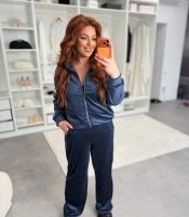 Спортивный костюм женский велюровый весенний двойка с кофтой на молнии и прямыми брюками больших размеров