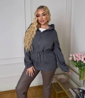 Ветровка женская удлинённая весенняя из плащевки с капюшоном на молнии с карманами и кулиской по талии