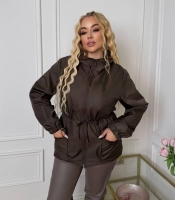 Ветровка женская удлинённая весенняя из плащевки с капюшоном на молнии с карманами и кулиской по талии