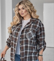 Рубашка женская из байки в клетку свободного кроя с длинным рукавом и декоративным акцентом весенняя