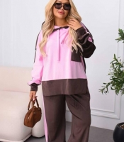 Спортивный костюм-двойка женский из велюра с худи свободного кроя и прямыми брюками демисезонный