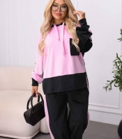 Спортивный костюм-двойка женский из велюра спорт с худи свободного кроя и широкими брюками с лампасами демисезонный