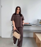 Спортивный костюм женский из двунитки пенье с футболкой и широкими брюками свободного кроя демисезонный