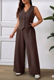 Костюм-двойка женский из костюмного тиара с жилеткой и широкими брюками в полоску летний