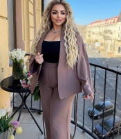 Костюм-двойка женский льняной бохо с жакетом на запах и широкими брюками весенне-летний