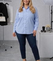 Рубашка женская из софта длинная свободного кроя с длинным рукавом и боковыми пуговицами весенне-летняя
