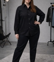 Рубашка женская из софта свободного прямого кроя с длинным рукавом и боковыми пуговицами весенне-летняя