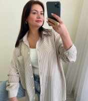 Рубашка женская льняная оверсайз в полоску с длинными рукавами на пуговицах удлинённая весенне-летняя