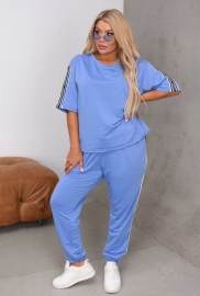 Спортивний костюм Спортивний костюм