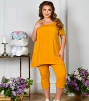 Костюм женский из трикотажа в рубчик с туникой и леггинсами повседневный летний