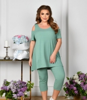 Костюм женский из трикотажа в рубчик с туникой и леггинсами повседневный летний