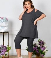 Костюм женский из трикотажа в рубчик с туникой и леггинсами с открытыми плечами повседневный летний