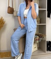 Спортивный костюм женский из двунитки пенье с кофтой на молнии и прямыми штанами с лампасами летний