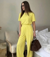 Костюм-двойка женский спортивный из двунитки футболка и широкие брюки весенне-летний