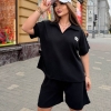Костюм-двойка женский трикотажный из эластана Лакоста с футболкой-поло и шортами больших размеров летний  k-129404