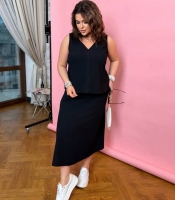 Костюм-двойка женский из жатого льна и хлопка: свободная туника без рукавов с V-образным вырезом и разрезами по бокам и длинная юбка на резинке с карманами летний