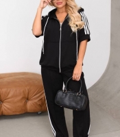 Спортивный костюм женский из двунитки с кофтой на молнии и широкими брюками с лампасами больших размеров летний