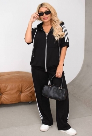 Спортивний костюм