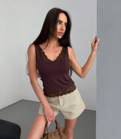 Майка женская из вискозы эластик двойная с кружевом шантильи весенне-летняя