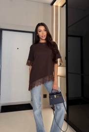 Футболка женская хлопковая удлиненная с кружевом и асимметричным низом весенняя летняя